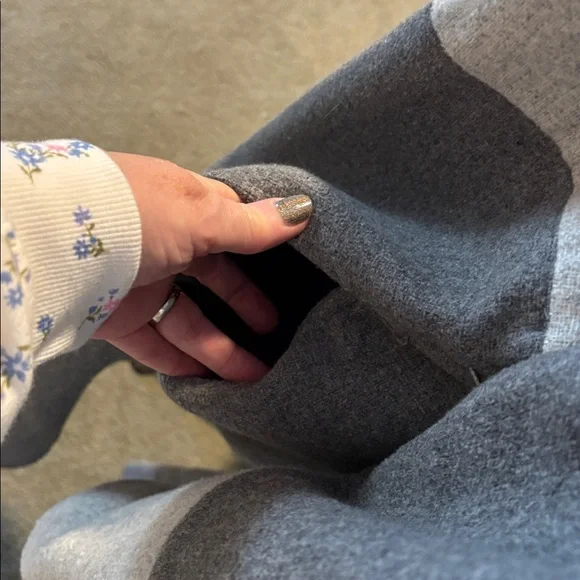 Alfani Gray and Cream Belted Wrap Coat - Picture 10 of 12